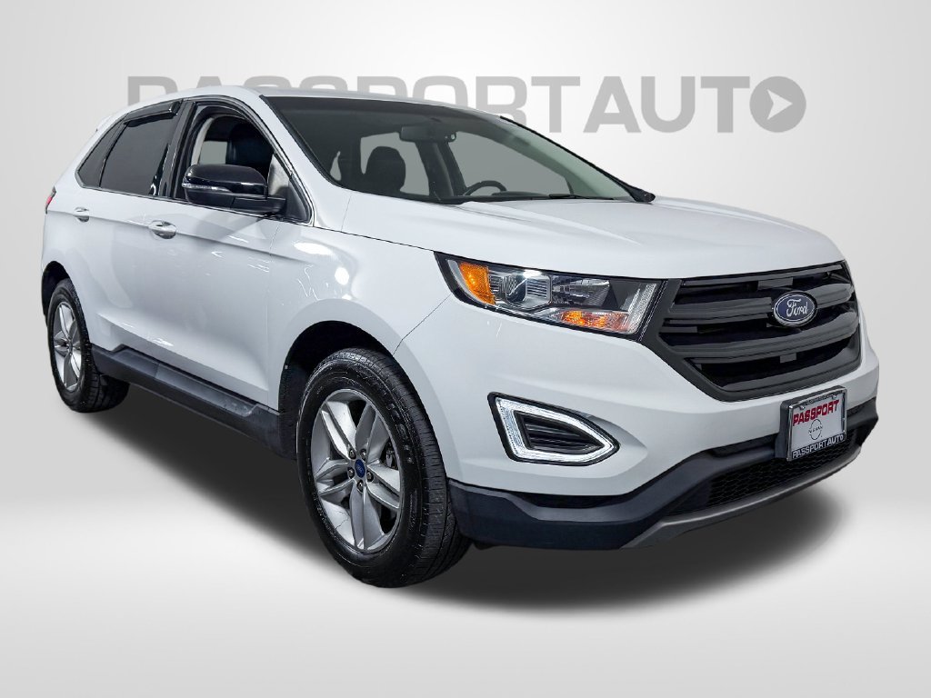 Used 2017 Ford Edge SEL w/ Equipment Group 201A AWD/4WD image 3