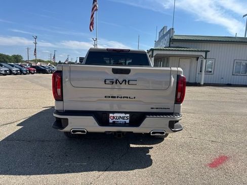 New 2026 GMC Sierra 1500 Denali w/ Denali Reserve Package AWD/4WD image 8