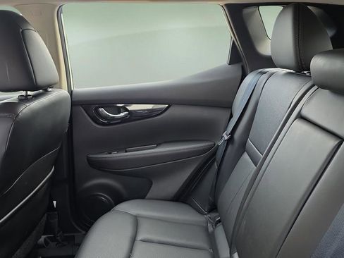 Used 2022 Nissan Rogue Sport SL w/ Premium Package image 25