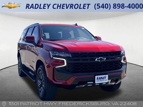 Used 2024 Chevrolet Tahoe Z71 w/ Luxury Package image 12