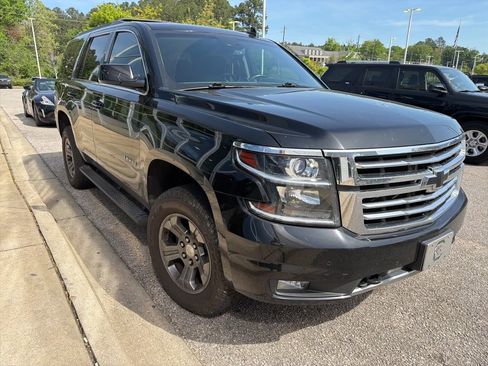Used 2016 Chevrolet Tahoe LT w/ Luxury Package AWD/4WD image 4