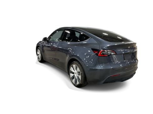 Certified 2021 Tesla Model Y Long Range AWD/4WD image 4