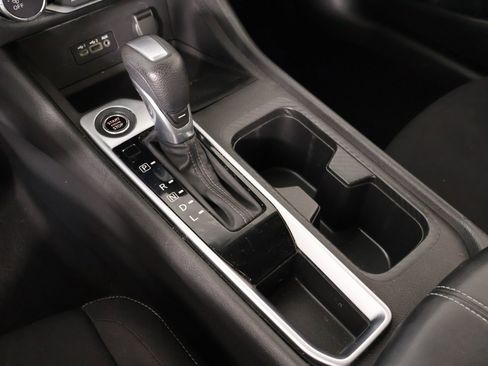 Used 2023 Nissan Sentra SV image 7