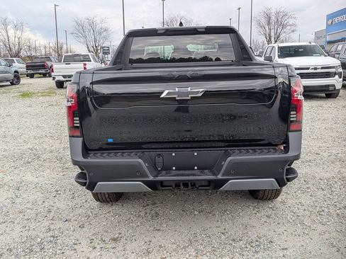 New 2026 Chevrolet Silverado EV Trail Boss image 7
