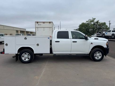 Used 2023 RAM 2500 Tradesman AWD/4WD image 2