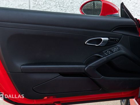 Used 2020 Porsche 718 Cayman S RWD image 19