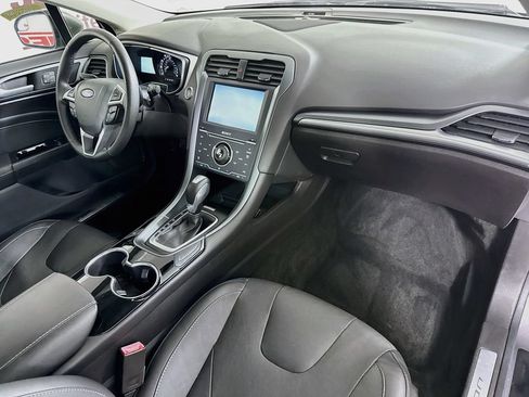 Used 2014 Ford Fusion Titanium FWD image 30