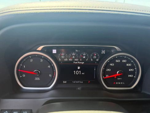 Used 2022 Chevrolet Silverado 3500 High Country w/ Technology Package AWD/4WD image 16