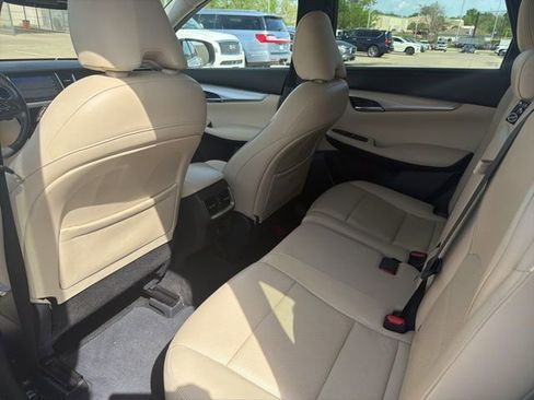 Certified 2019 INFINITI QX50 Essential w/ Proassist Package image 11