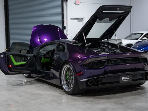 Used 2018 Lamborghini Huracan LP 580-2 RWD image 31