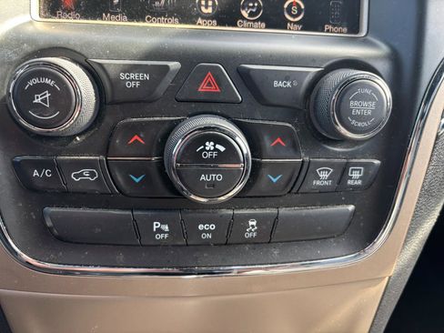 Used 2014 Jeep Grand Cherokee Limited image 13