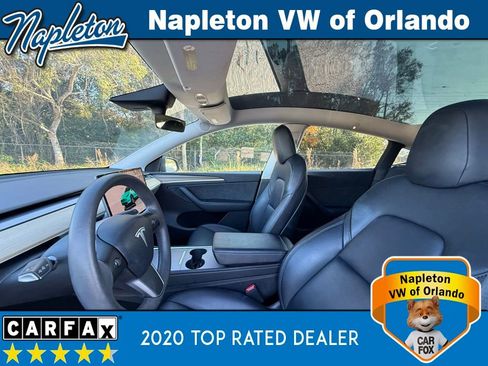 Used 2022 Tesla Model Y Long Range image 19