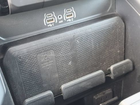 Used 2025 RAM 1500 Big Horn AWD/4WD image 30