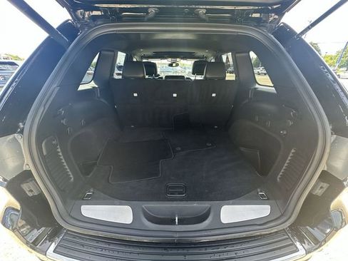 Used 2019 Jeep Grand Cherokee Limited w/ Trailer Tow Group IV AWD/4WD image 29