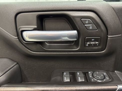 Used 2020 Chevrolet Silverado 3500 LTZ w/ LTZ Plus Package image 15