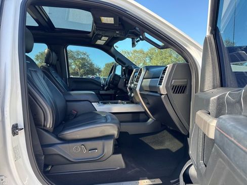 Certified 2020 Ford F450 Platinum w/ FX4 Off-Road Package image 11