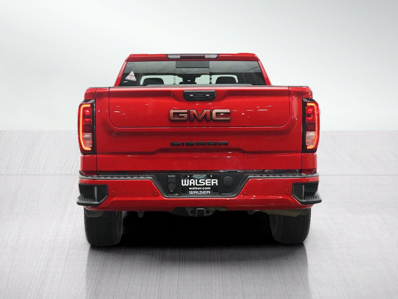 Used 2024 GMC Sierra 1500 Elevation w/ Elevation Premium Package AWD/4WD image 4