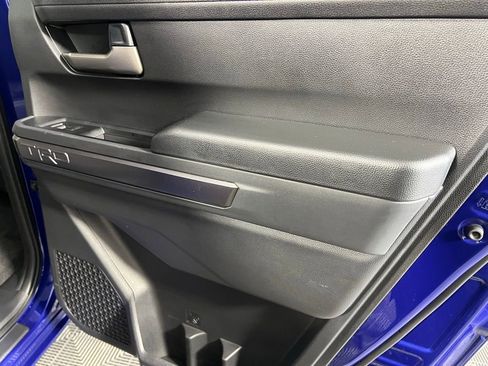 Used 2025 Toyota Tacoma TRD Off-Road image 28