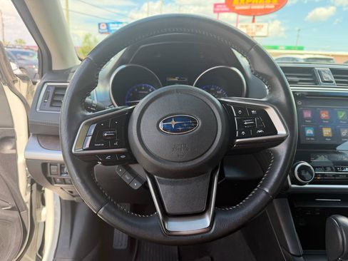 Used 2018 Subaru Outback 2.5i Limited AWD/4WD image 20