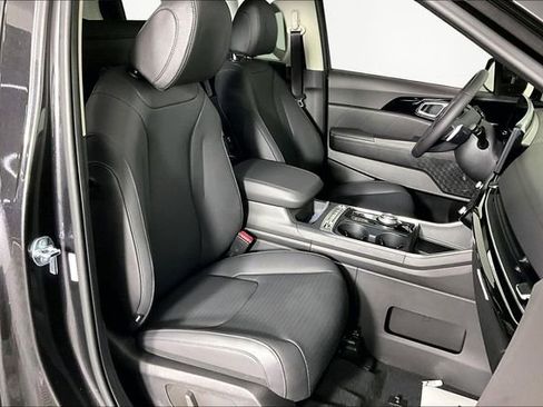 New 2026 Kia Carnival SX Prestige FWD image 12
