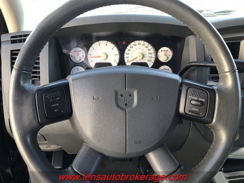 Used 2007 Dodge Ram 1500 Truck SLT AWD/4WD image 12