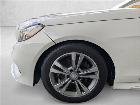 Used 2016 Mercedes-Benz E 350 Sedan image 8