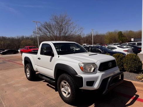 Used 2012 Toyota Tacoma 4x4 Regular Cab image 16
