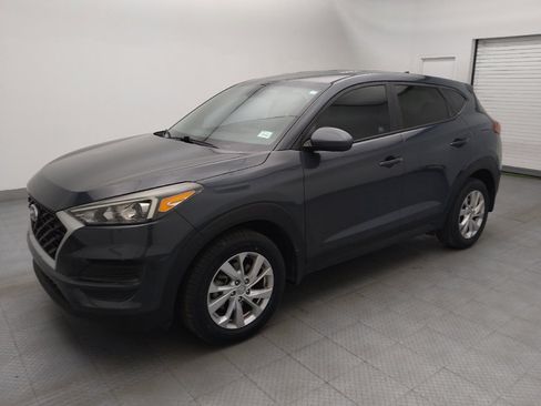 Used 2021 Hyundai Tucson SE w/ Cargo Package FWD image 2