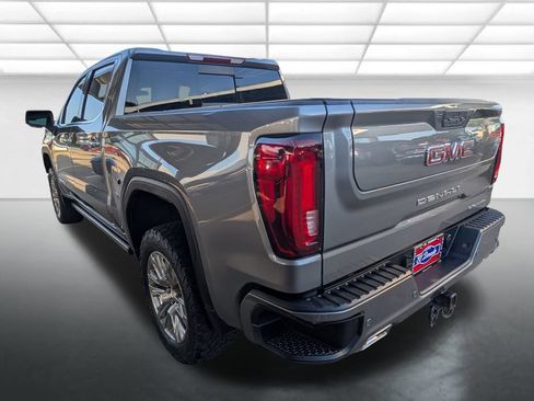 Used 2022 GMC Sierra 1500 Denali w/ Denali Premium Package AWD/4WD image 2