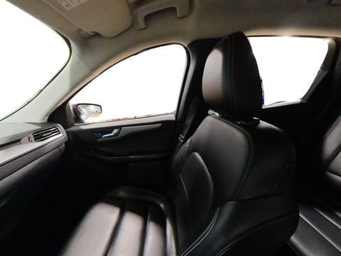 Used 2023 Ford Escape Platinum AWD/4WD image 42