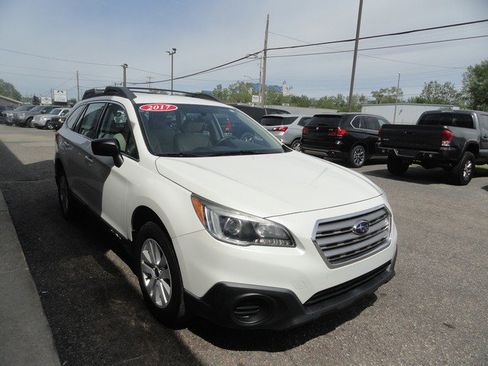Used 2017 Subaru Outback 2.5i AWD/4WD image 4