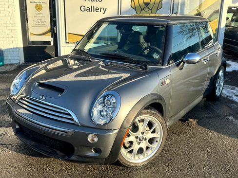 Used 2006 MINI Cooper S image 2