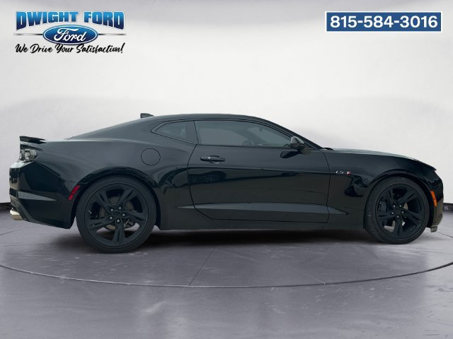 Used 2021 Chevrolet Camaro LT RWD image 6