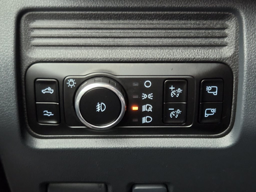 Used 2025 Ford F250 Platinum AWD/4WD image 24