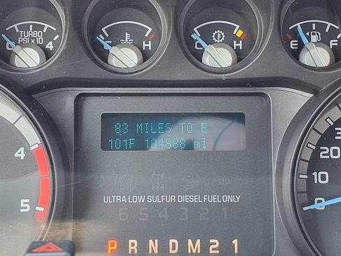 Used 2015 Ford F250 XL w/ Power Equipment Group AWD/4WD image 14