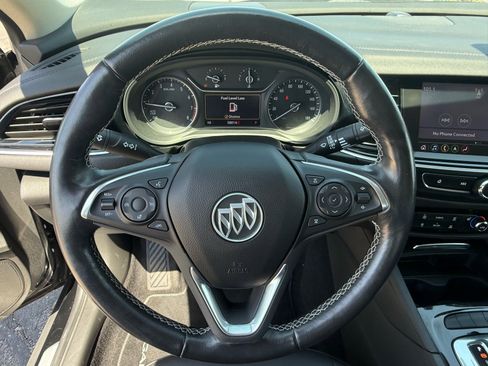 Used 2019 Buick Regal Essence w/ Sights and Sounds Package image 20