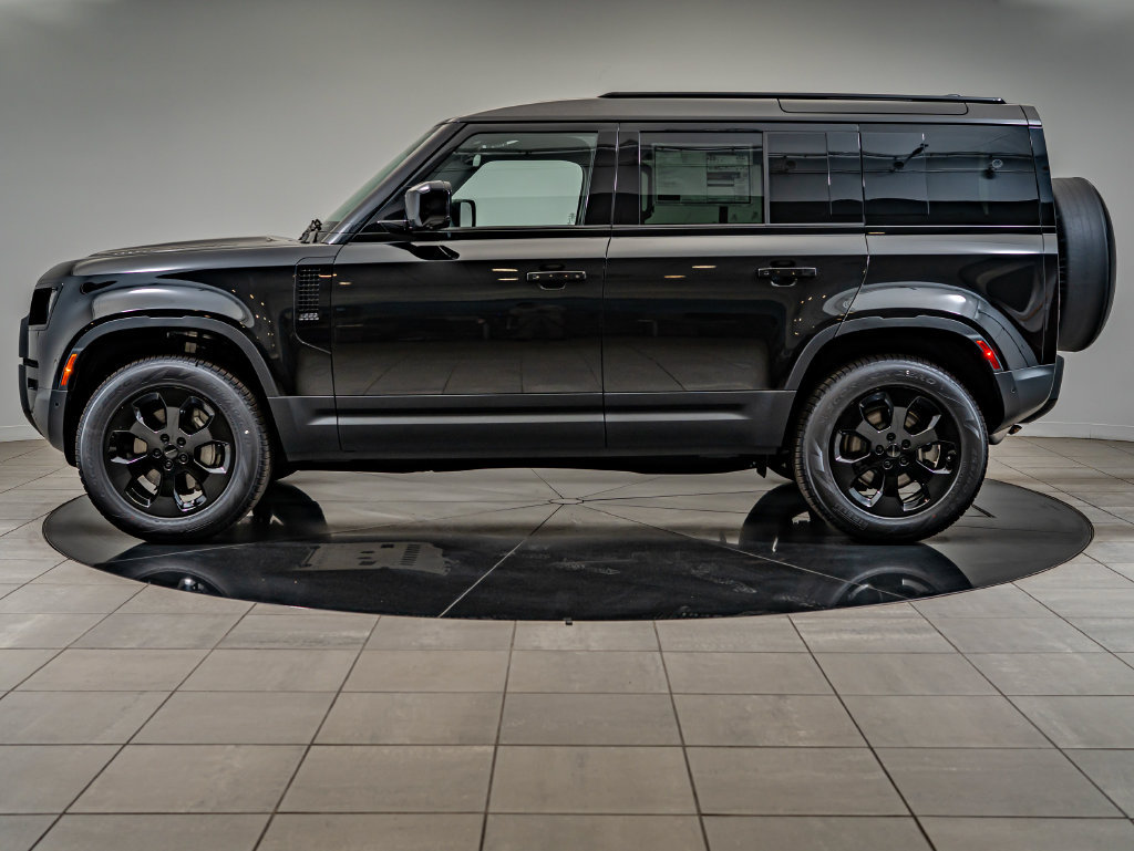 New 2026 Land Rover Defender 110 S AWD/4WD image 5