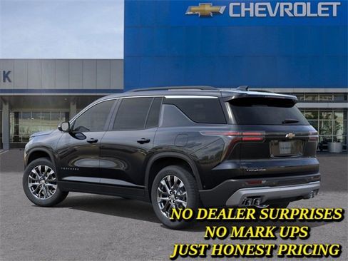 New 2026 Chevrolet Traverse LT w/ Sun and Wheel Package image 3