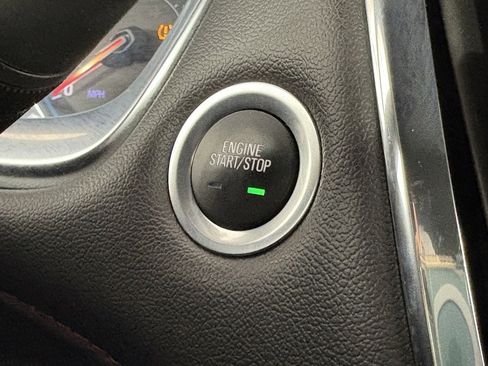 Used 2023 Chevrolet Traverse RS w/ LPO, Floor Liner Package image 28