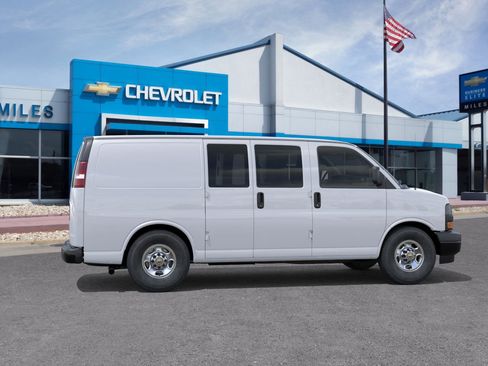 New 2025 Chevrolet Express 2500 image 5