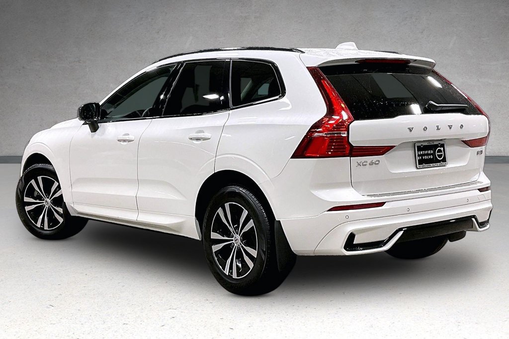 Certified 2024 Volvo XC60 B5 Core AWD/4WD image 4
