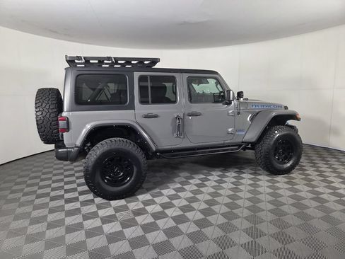 Used 2022 Jeep Wrangler Unlimited Rubicon 4xe w/ Steel Bumper Group AWD/4WD image 4