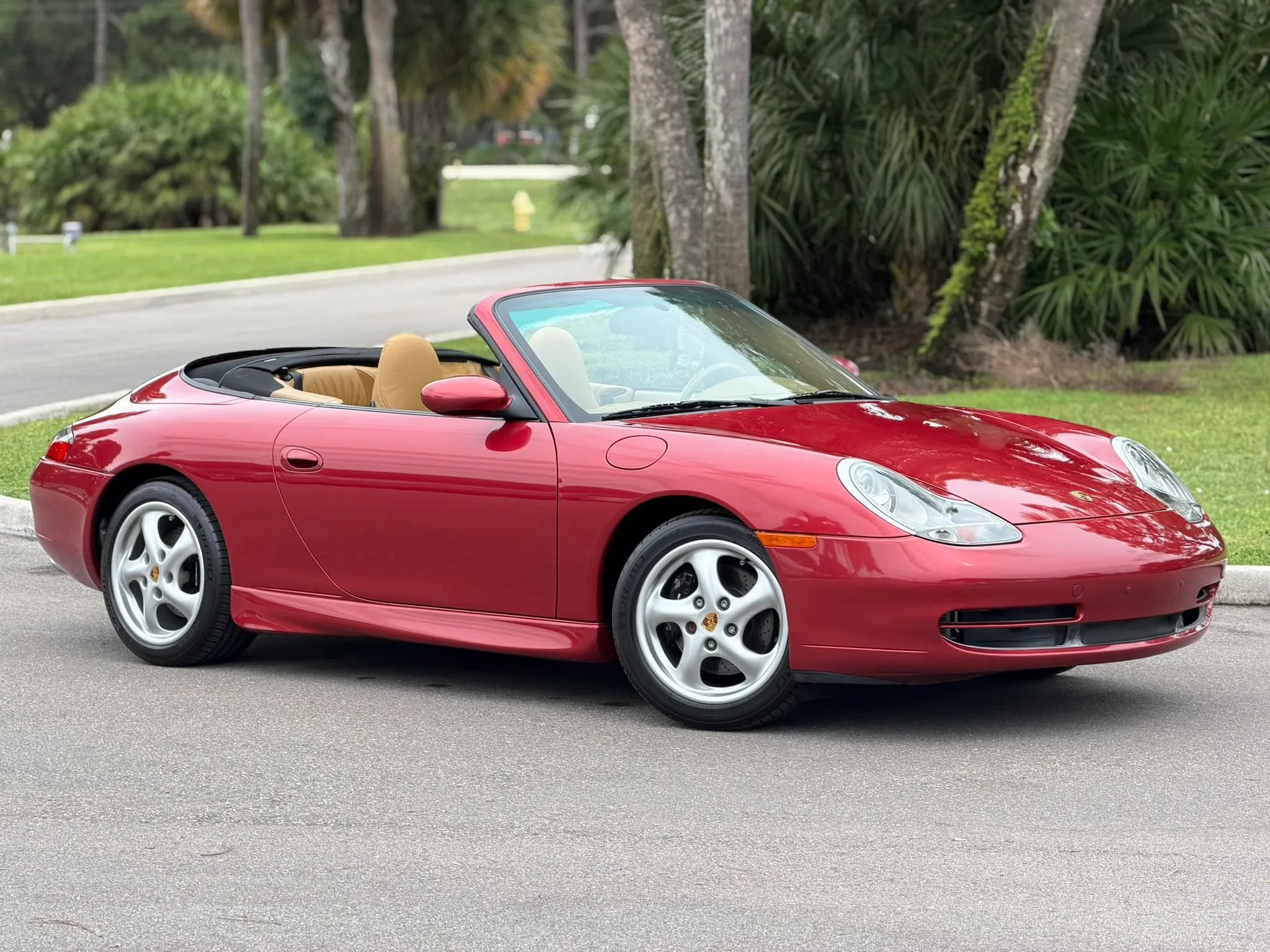 Used 2001 Porsche 911 Cabriolet image 77