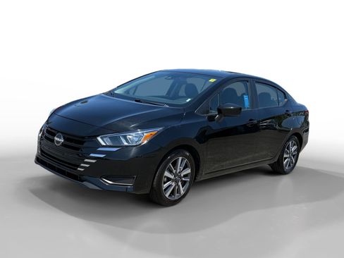 Used 2023 Nissan Versa SV FWD image 1