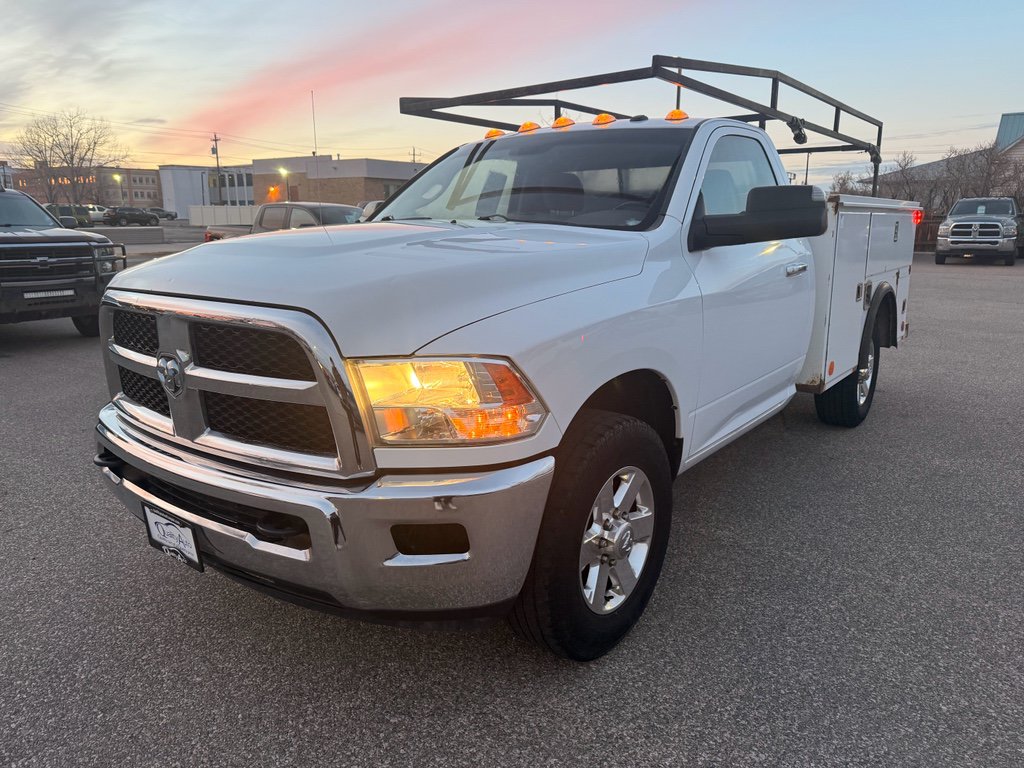 Used 2015 RAM 2500 SLT w/ Luxury Group RWD image 2