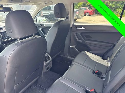 Used 2019 Volkswagen Tiguan SE AWD/4WD image 13