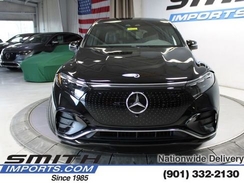 Used 2023 Mercedes-Benz EQS 580 4MATIC SUV image 3