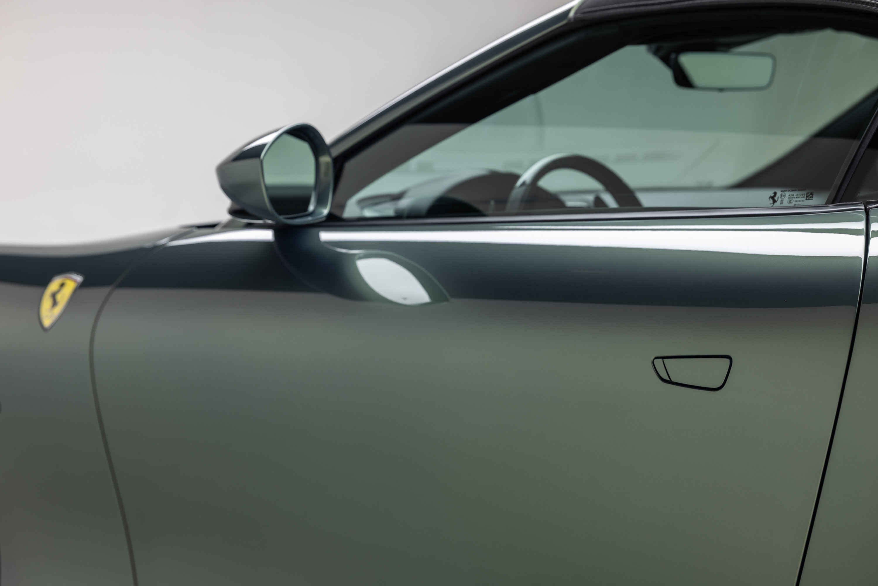 Certified 2026 Ferrari Roma Spider RWD image 34