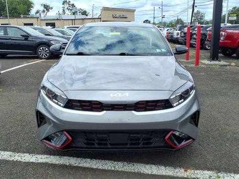 Used 2023 Kia Forte GT-Line w/ GT-Line Technology Package FWD image 9
