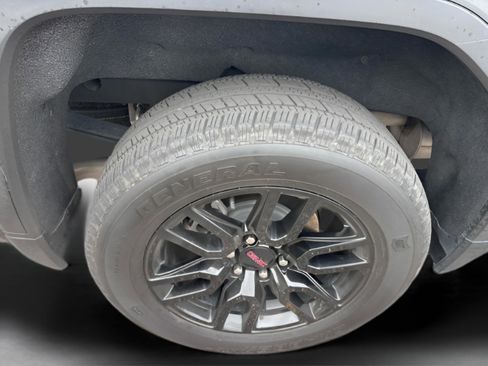 Used 2022 GMC Sierra 1500 Elevation w/ Elevation Premium Package image 21